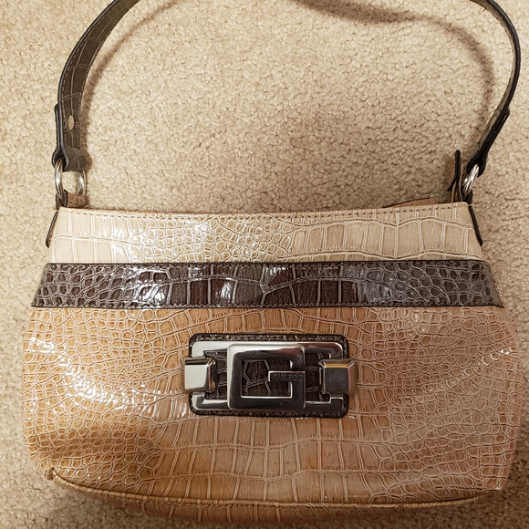 Guess Handbags - Guess purse